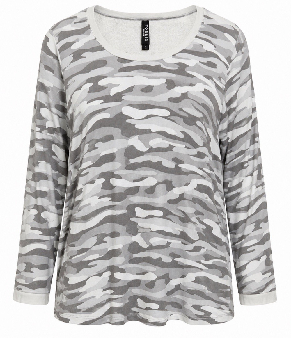 Torrid 2X Super Soft and Cozy Grey White Knit Long Sleeve Winter Camo Sleep Top